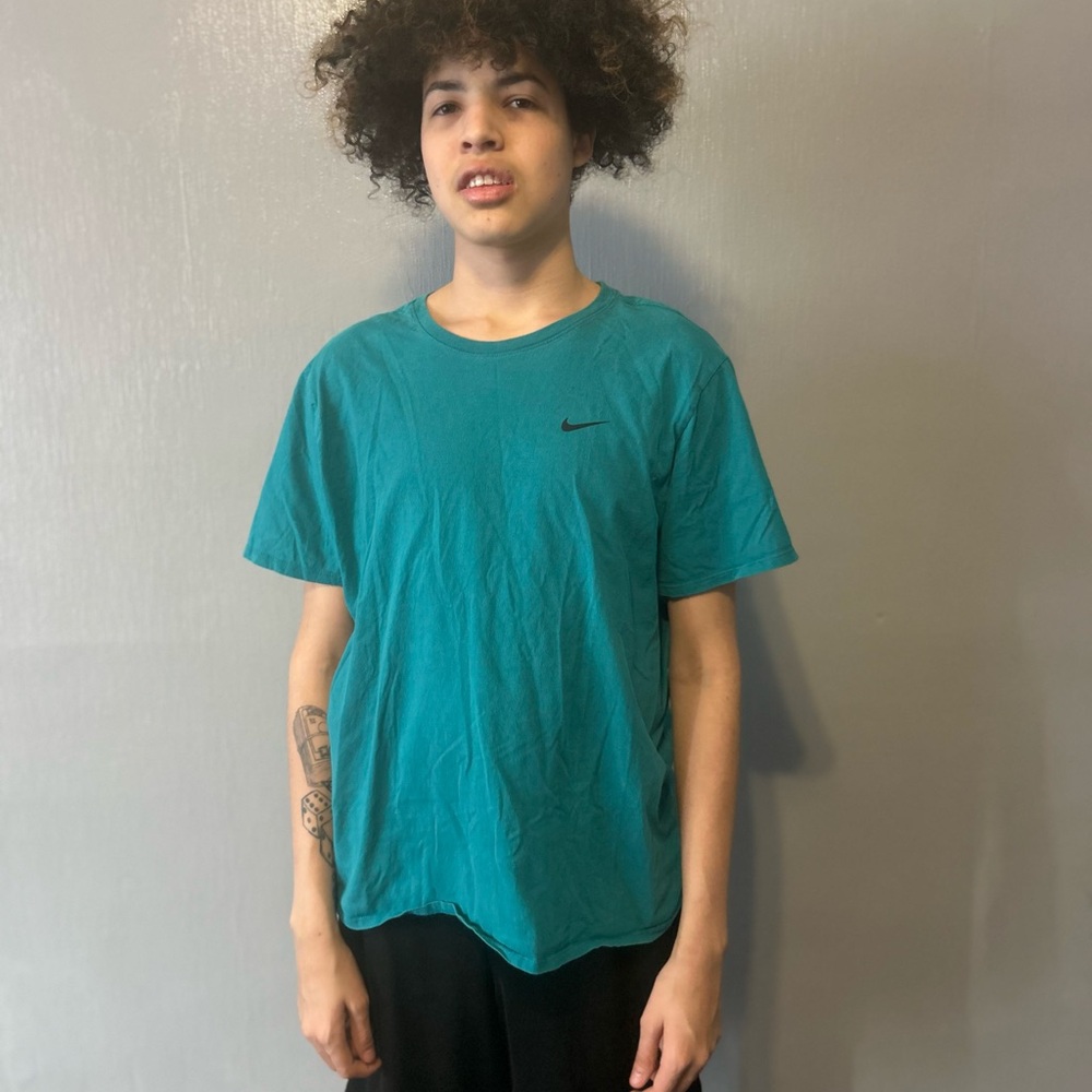Nike Men's Aqua Short Sleeve Tee